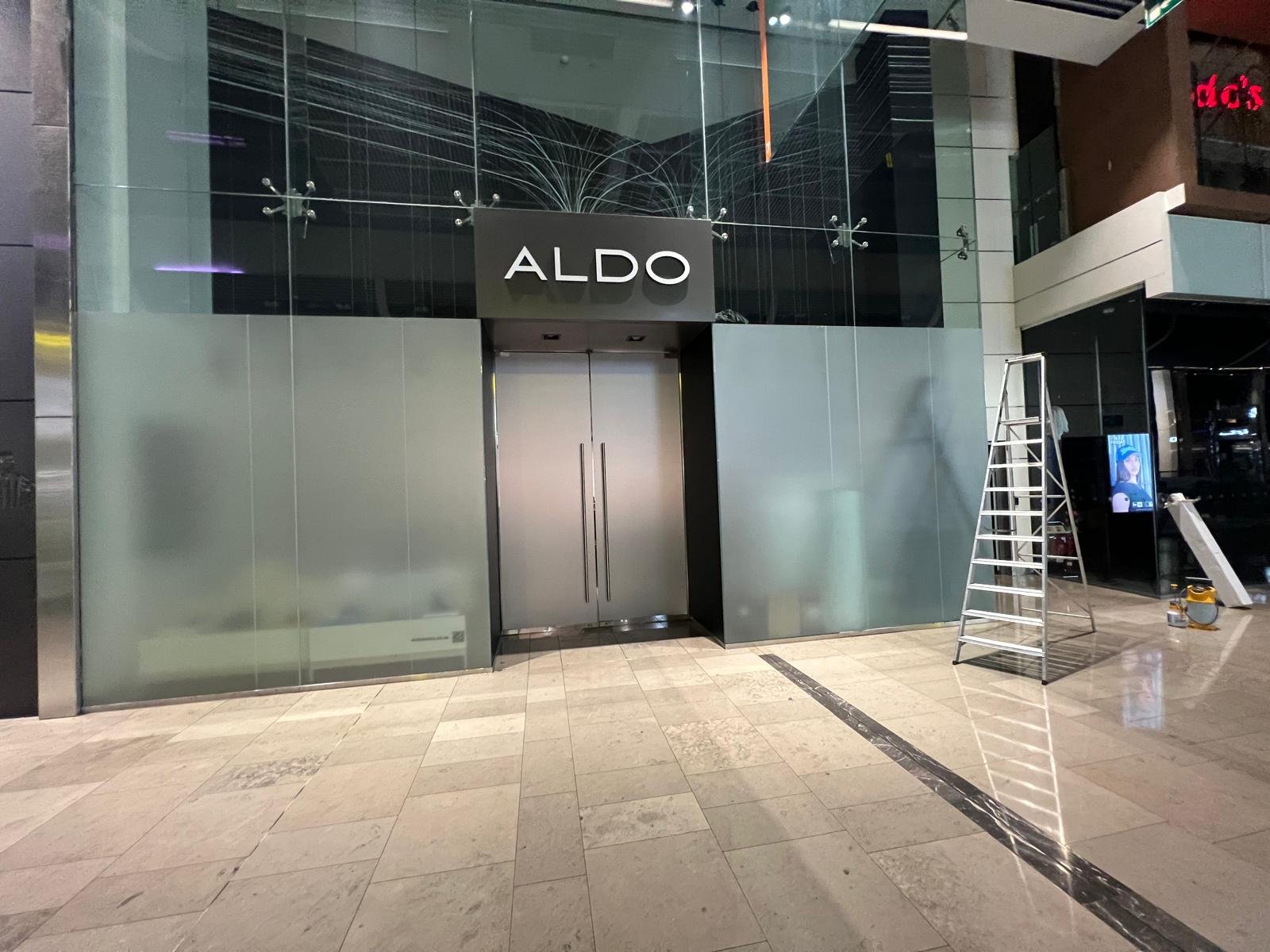 Window Graphics for ALDO Storefront Promotion